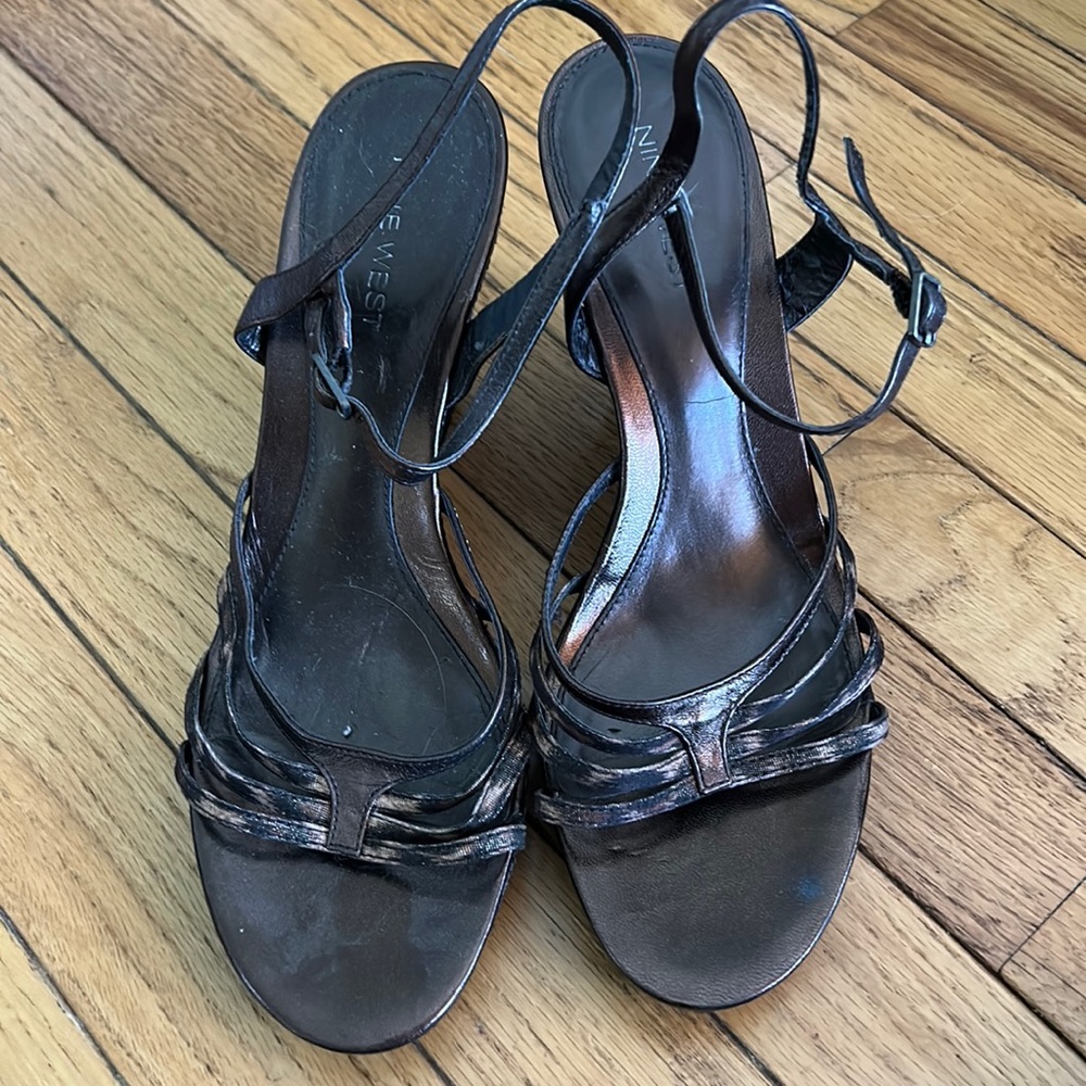 Nine West Wedge Heel bronze animal print sandals. Worn 1x